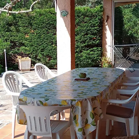 بيت للعطل Maison Provencale